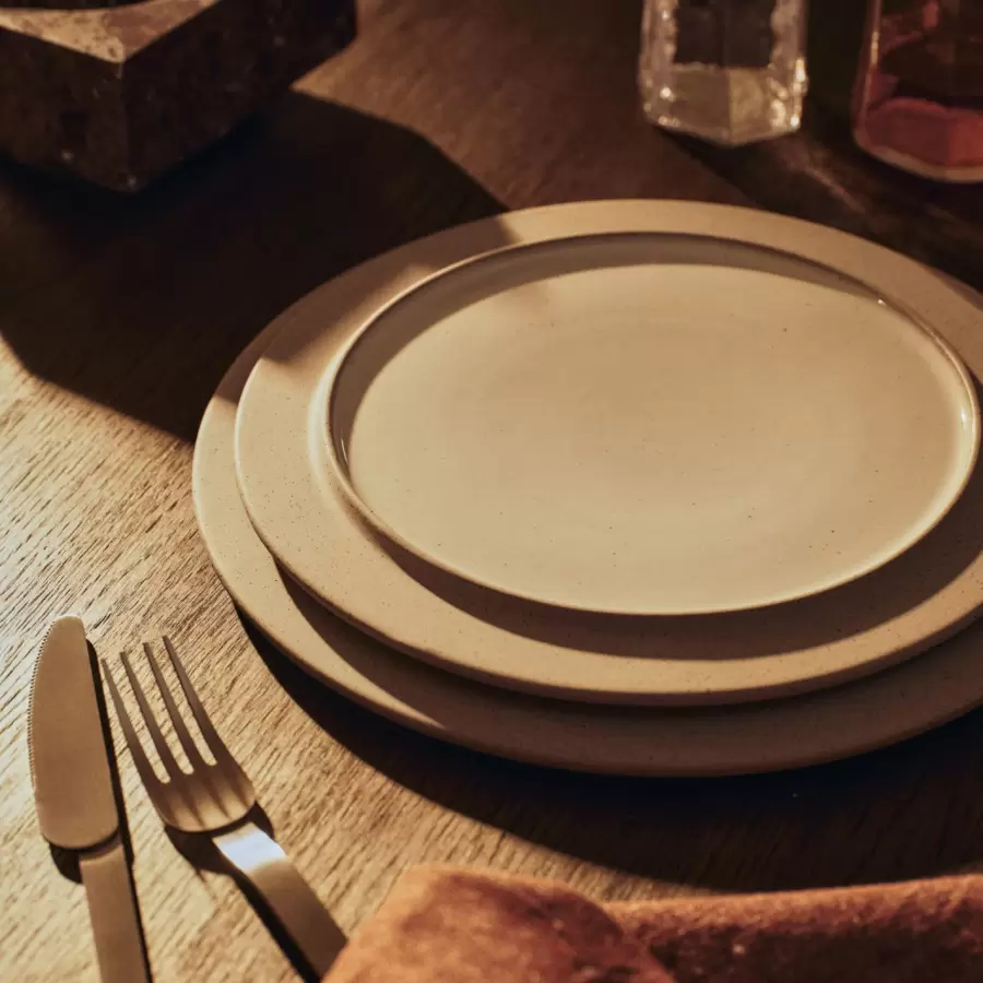 Ferm Living - 2 Desserttallerkener Ø:22 Grå/Hvid