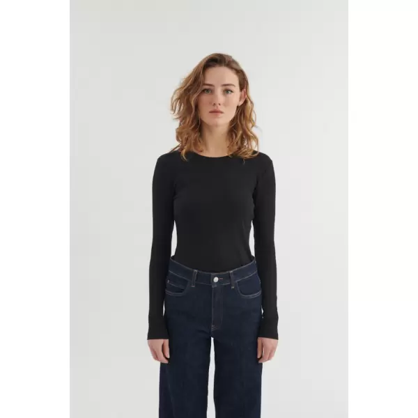 Basic Apparel - Ludmilla SS O-Neck, sort