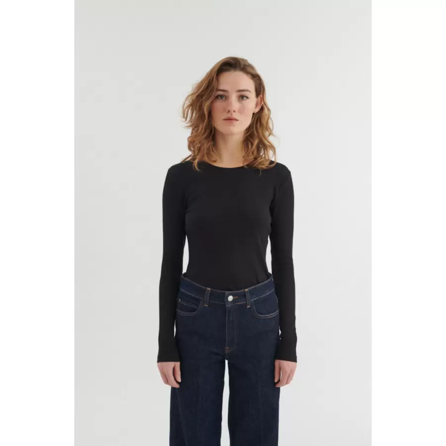 Basic Apparel - Ludmilla SS O-Neck, sort