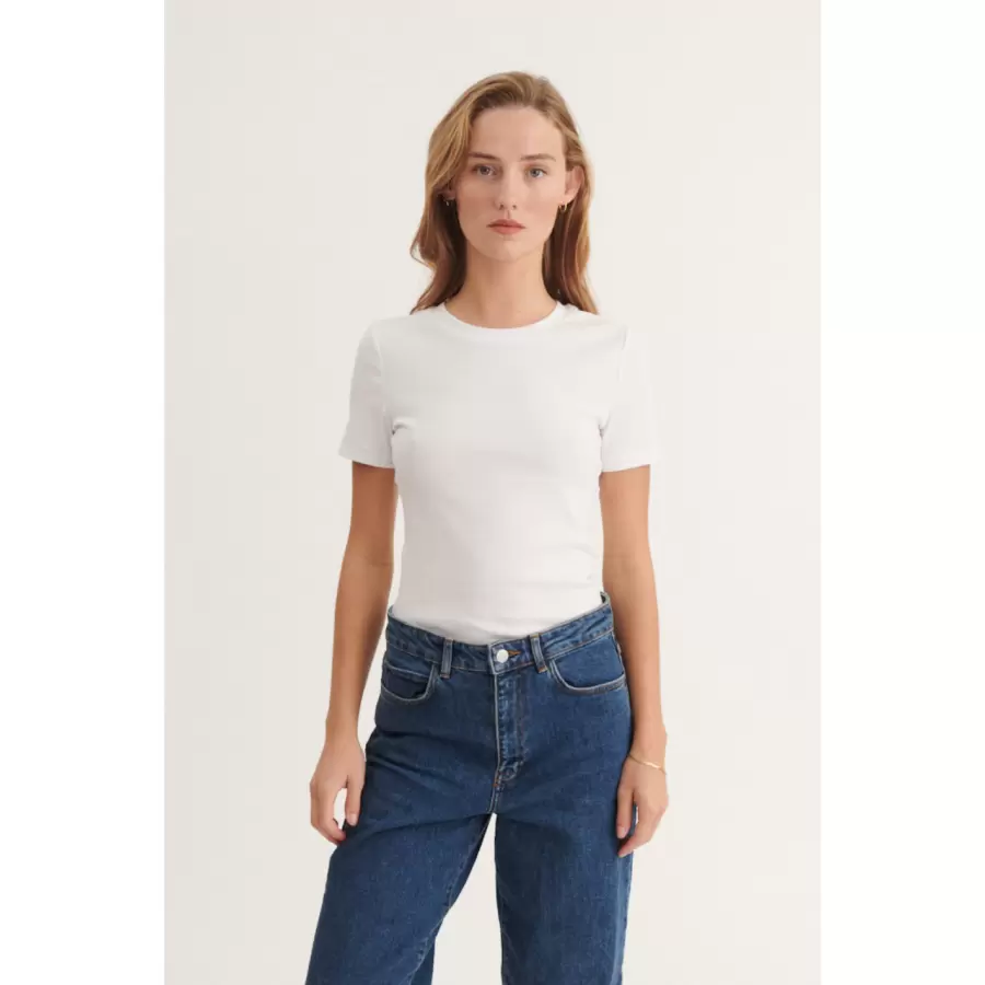 Basic Apparel - Ludmilla O-Neck, Hvid