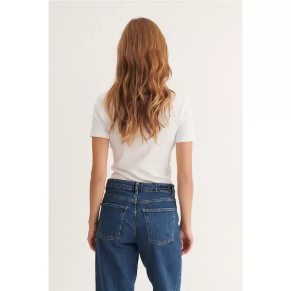 Basic Apparel - Ludmilla O-Neck, Hvid