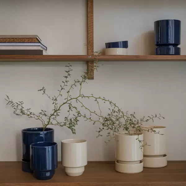 Bergs Potter - Ø:14 Krukke The Hoff Pot Glaseret, fl.farver Bergs Potter - Ø:14 Krukke The Hoff Pot Glaseret, fl.farver