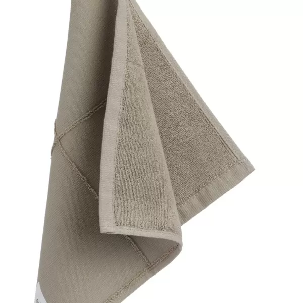 The Organic Company - Calm Towel to Go - rullehåndklæde til træning eller en dukkert The Organic Company - Calm Towel to Go - rullehåndklæde til træning eller en dukkert