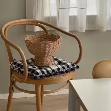 Jou Quilts - Jou Kurv på fod, Rattan Ø:28*22