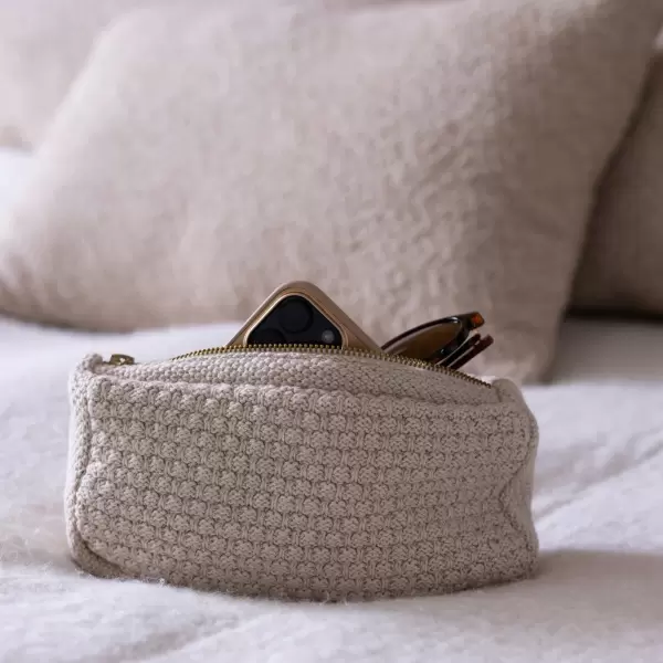 By LOHN - Strikket Clutch Petra 22*11*5, Beige By LOHN - Strikket Clutch Petra 22*11*5, Beige