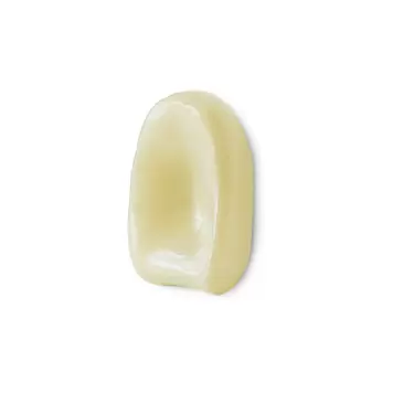 HK living - Glass Sculpture, Cream HK living - Glass Sculpture, Cream