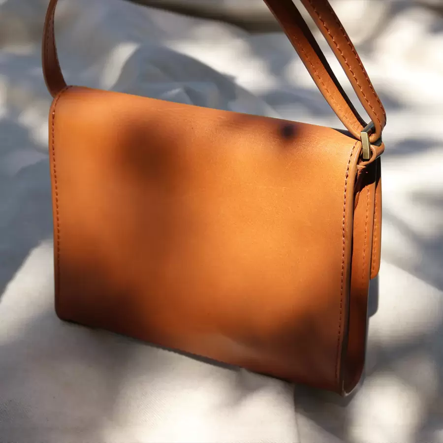 Birkmond - Lille Skuldertaske Eden, Cognac